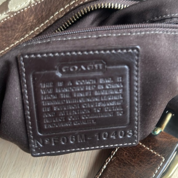 COACH Signature Crossbody Bag 10403 - Picture 4 of 9